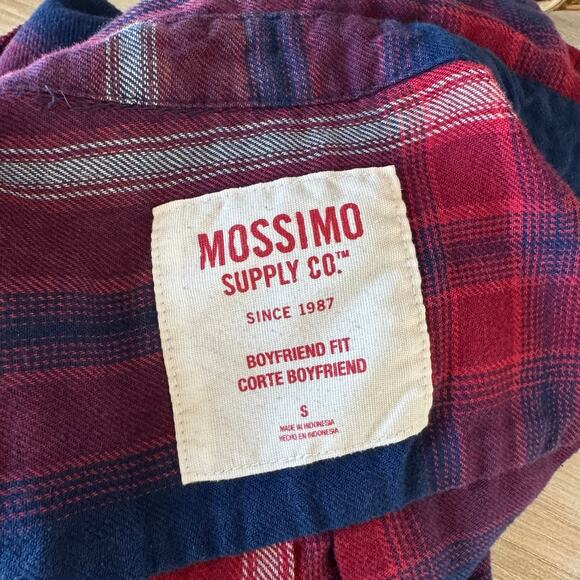 Mossimo Supply Co, Boyfriend Fit Button Up Red/Navy Flannel Shirt, Women’s Small - Picture 8 of 9